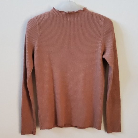 Uniqlo Women's Rose Gold Mock Neck Ribbed Pullover Sweater - Picture 4 of 5